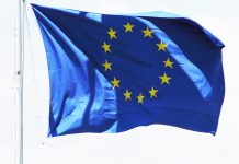 União Europeia decidiu usar receitas dos ativos russos para apoio militar à Ucrânia