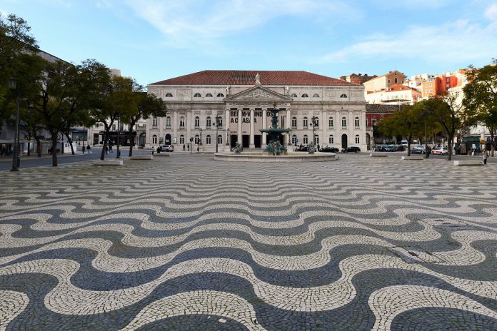 Acesso aos Teatros Nacionais com desconto de 50% até aos 25 anos já está em vigor