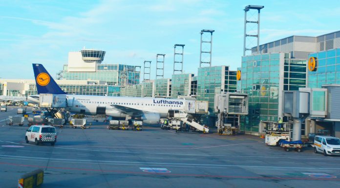 Auxílio estatal de 6 mil milhões de euros à Lufthansa está a ser investigado pela Comissão Europeia