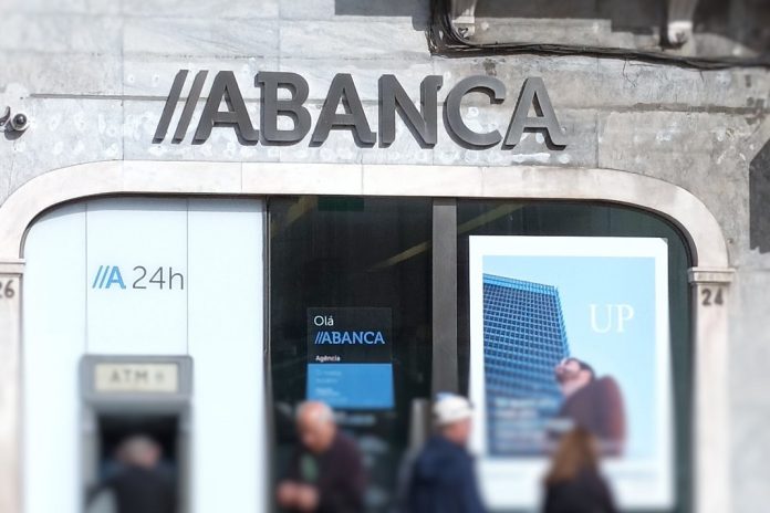 Moody’s sobe rating do ABANCA em um nível, com perspetiva estável