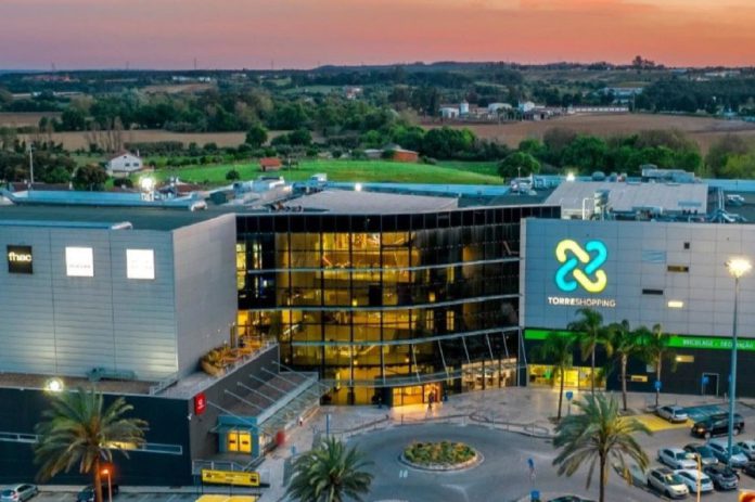 Deka Immobilien vende TorresShopping ao Fundo Iberia Shoppings com assessoria da CBRE