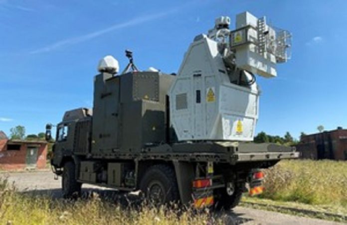 Exército britânico testa Arma de Energia Direcionada por Radiofrequência contra drones