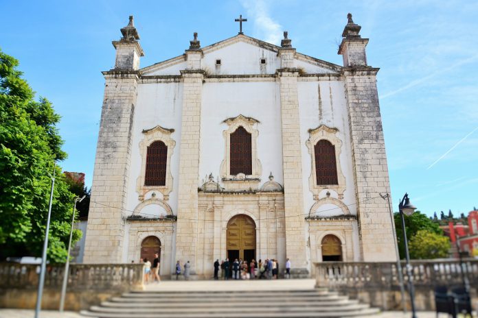 Abertura solene do Ano Jubilar na Catedral Leiria-Fátima com procissão