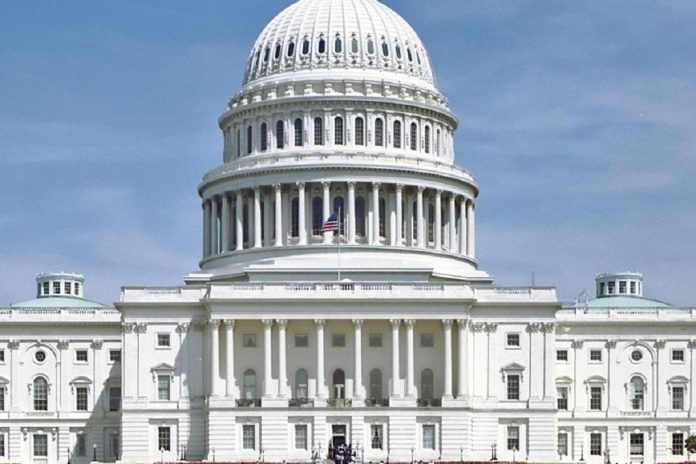 Senador americano Ben Cardin pede ao presidente do Azerbaijão para libertar ativistas antes da COP29 de novembro