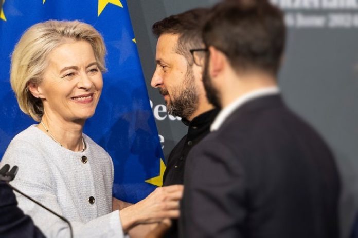 Ursula von der Leyen declara que a UE irá continuar a apoiar a Ucrânia