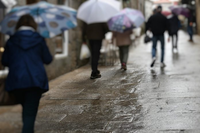 Previsão de chuva, vento, agitação marítima e queda de neve com alerta da ANEPC